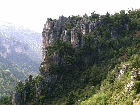 LES GORGES DE LA JONTE