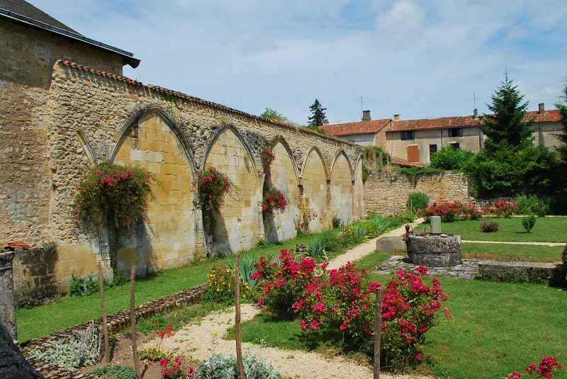 Charroux Vienne