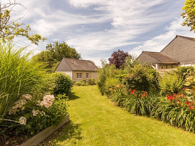 village normandy garden accepte chien vacance côte normande