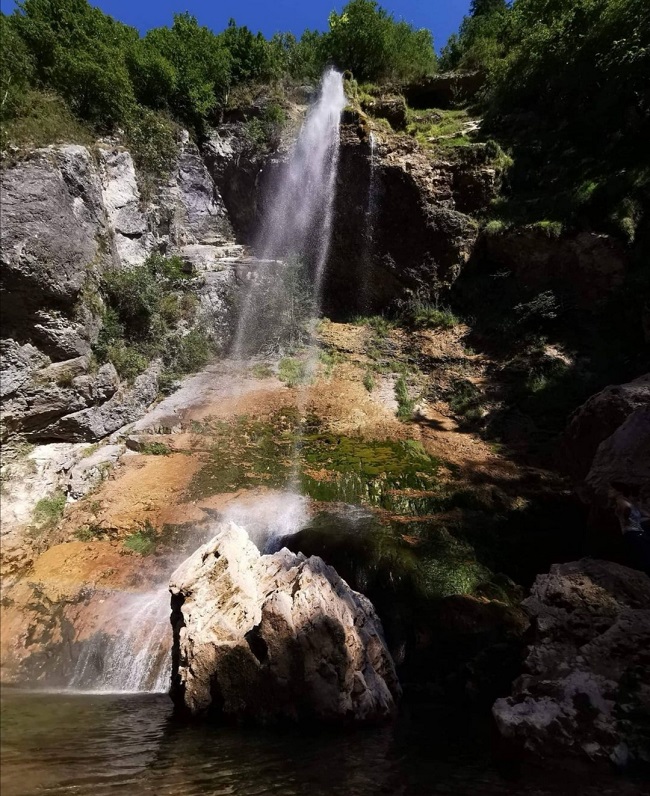 balade cascade de couz avec chien