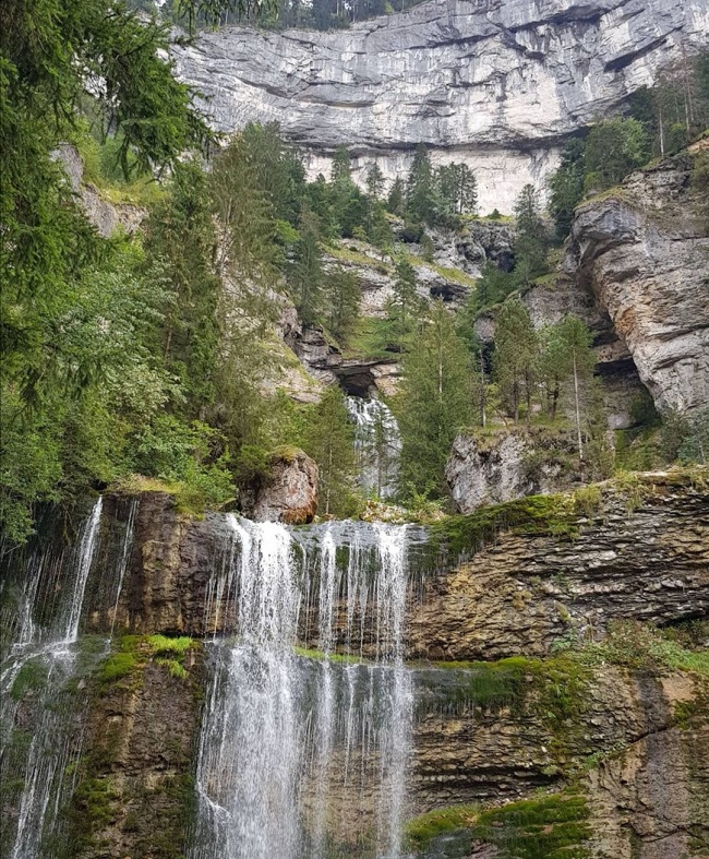 randonner avec chien cirque de saint-même savoie