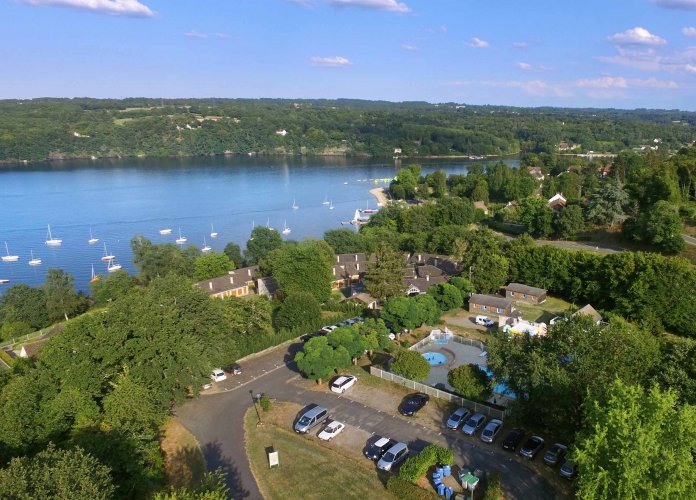 hébergement qui accepte les chiens centre val de loire les bords du lac