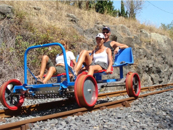 Pédalorail du Grand Pays de Salers