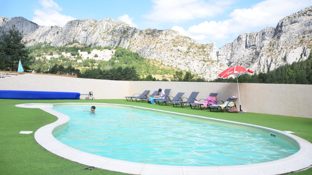 camping Tikayan la Pinatelle accepte chien alpes-maritime