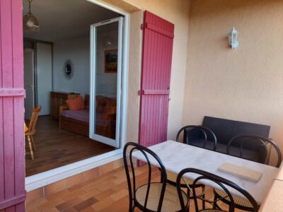 hébergement avec terrasse chien bienvenu var