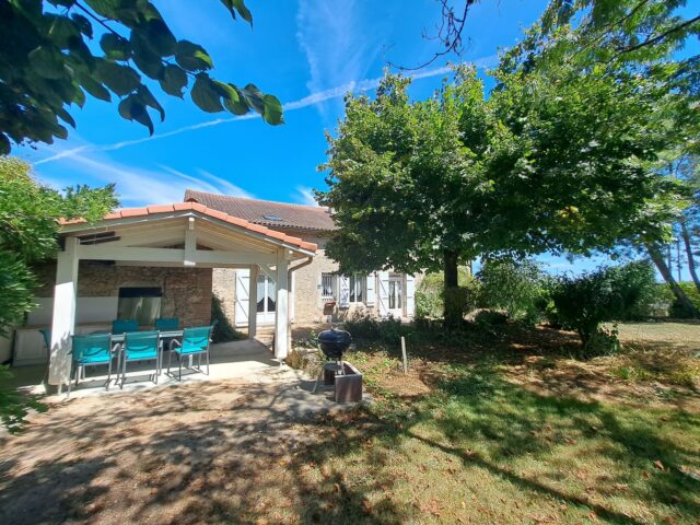 Gîtes de Beaujardin (1 à 12 personnes)