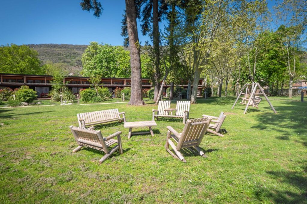 hébergement qui accepte les chiens Aveyron